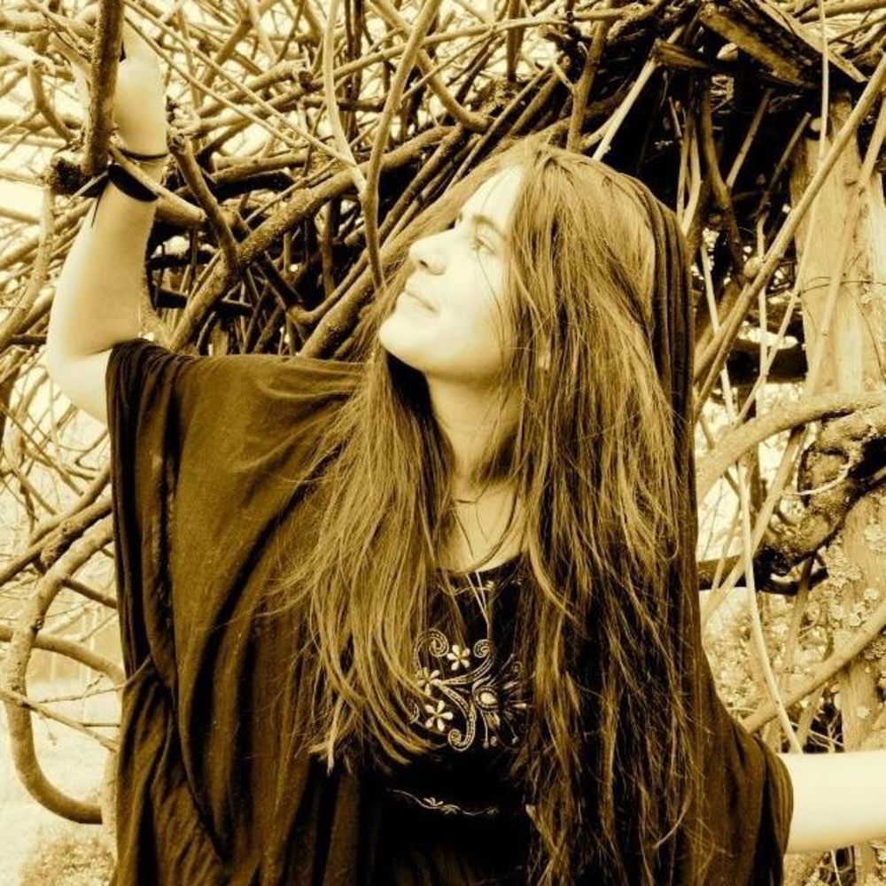 Meet your Posher, Isabel